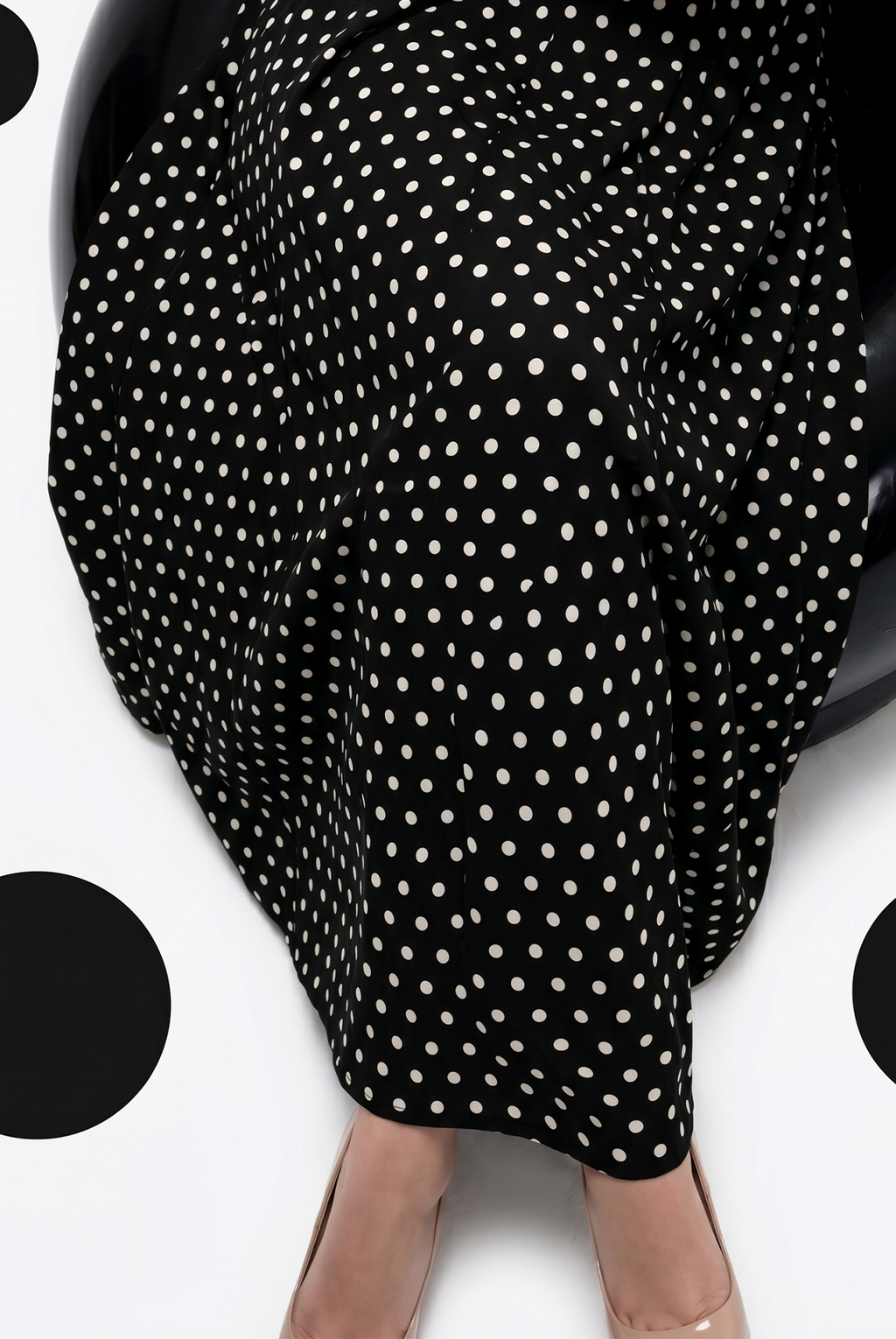 Polka black