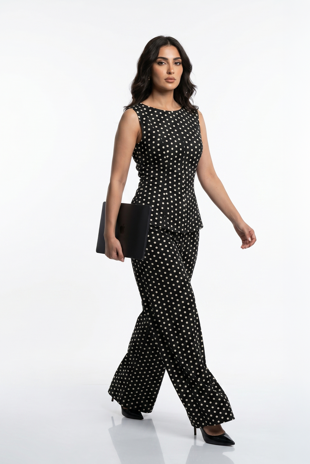 Polka black glow